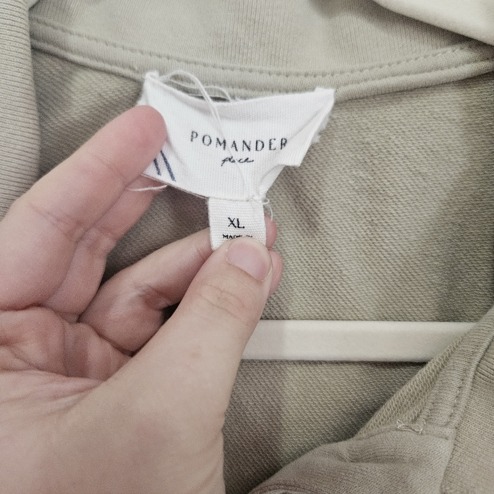 Tuckernuck Pomander Place Polo Sweatshirt XL - Picture 4 of 6